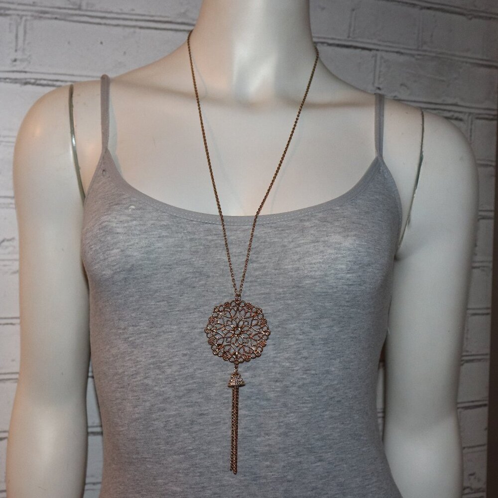 Vintagejelyfish Gold Filigree Necklace